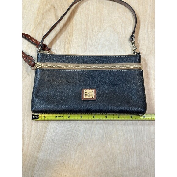 Vintage Dooney & Bourke Pebble Grain Black Leather Slim Wristlet Clutch - Picture 6 of 11